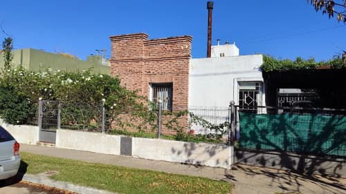 Bella casa en barrio portales del sol 3 habitaciones patio y quincho con parrilla