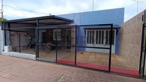 Casa en venta en rafaela con todos los servicios