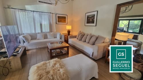 Casa en venta 1 sola planta country 4 hojas 2 dormitorios escritorio