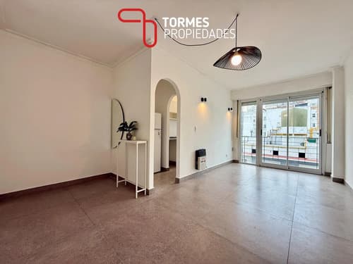 Venta departamento 2 ambientes con balcon frances en terminal vieja mar del plata