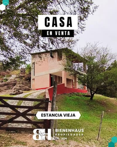 Venta casa en estancia vieja cerca del rio con balcon y asador