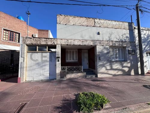 Casa en venta en rafaela barrio alberdi