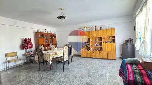 Venta casa dpto alto gorriti