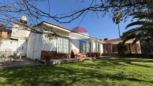 Venta casa dto deposito b villa jardin reyes