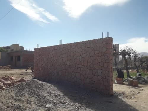 Casa a terminar con planos barrio el transito cafayate salta