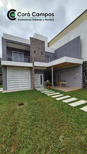 Se vende casa nueva en obera misiones con quincho piscina y mas