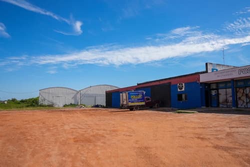 Gran propiedad industrial en av almafuerte parana